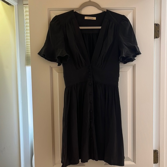 $300 303 Avenue Size S Silk Button Front Ruffle Sleeve Flowy Dress EUC - Picture 7 of 8